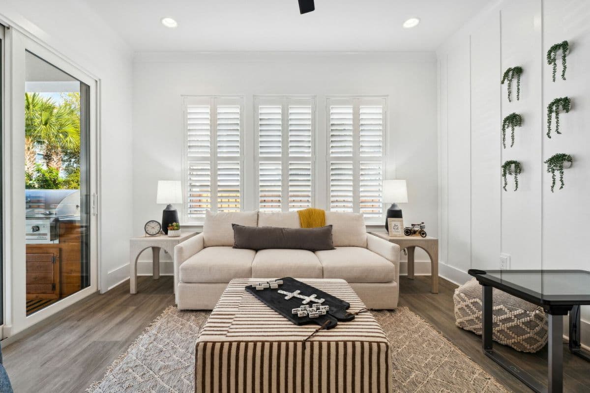 Summer Lane - Image 11