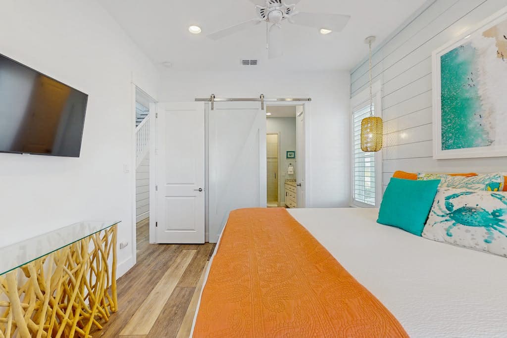 Sea*Renity Now - Image 12