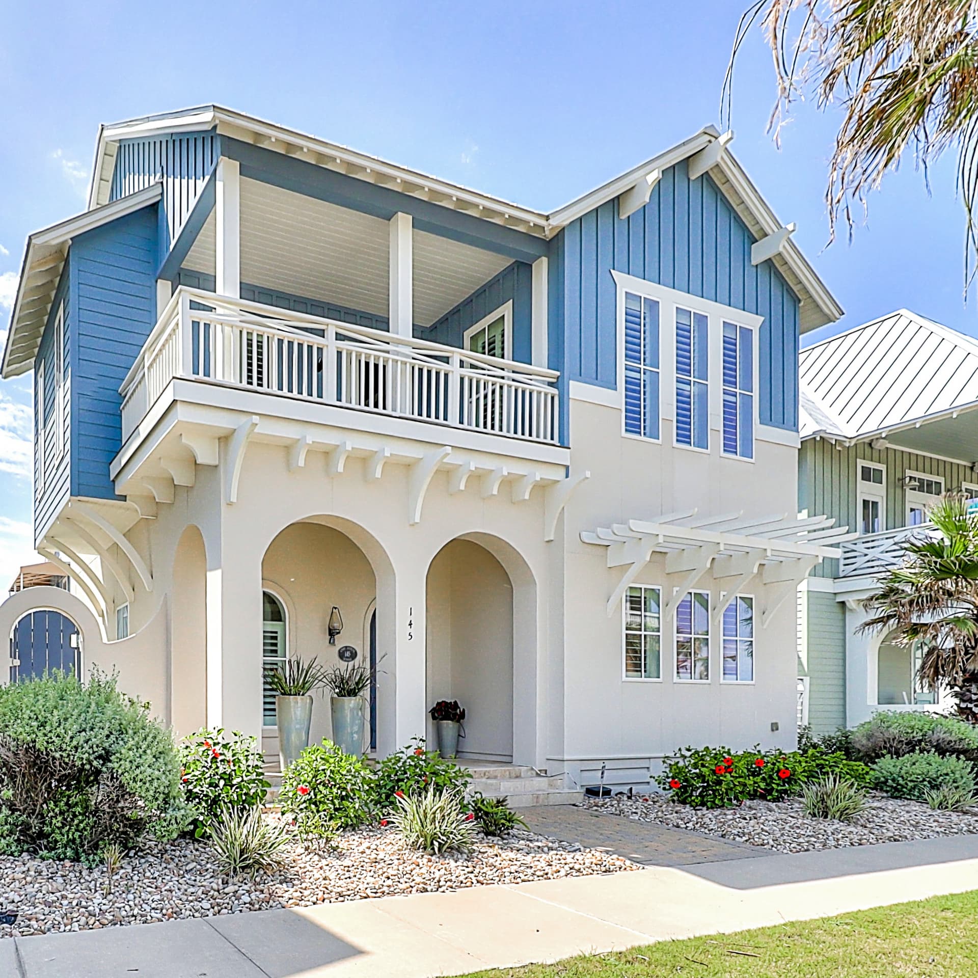 Sunrise Avenue House - Image 1