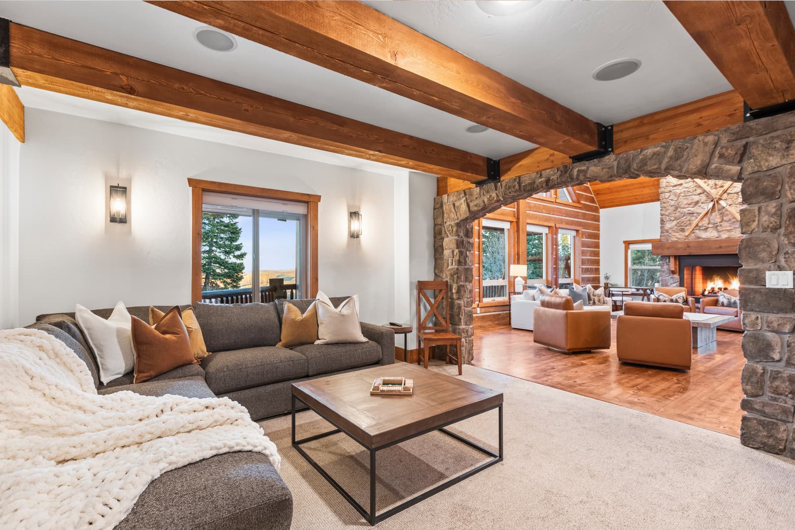 Unforgotten Utopia - Image 6