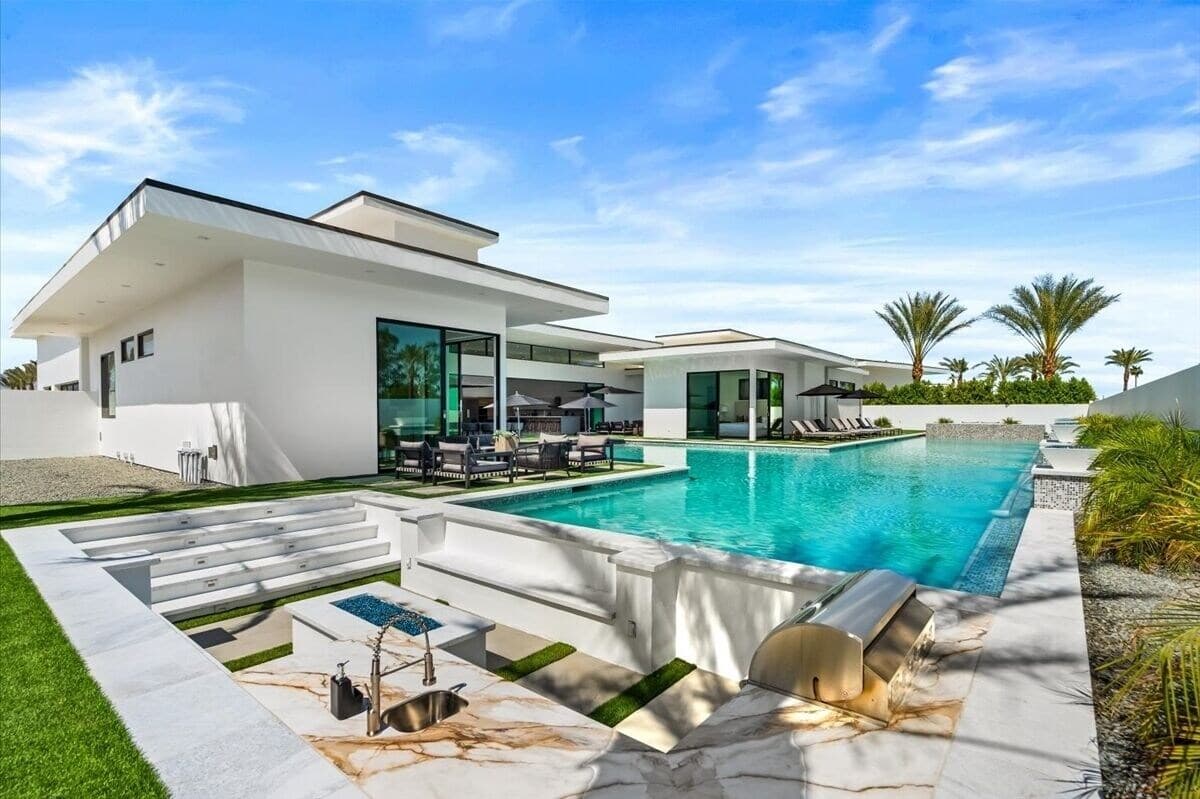 Bravo Villa #11 - Image 48