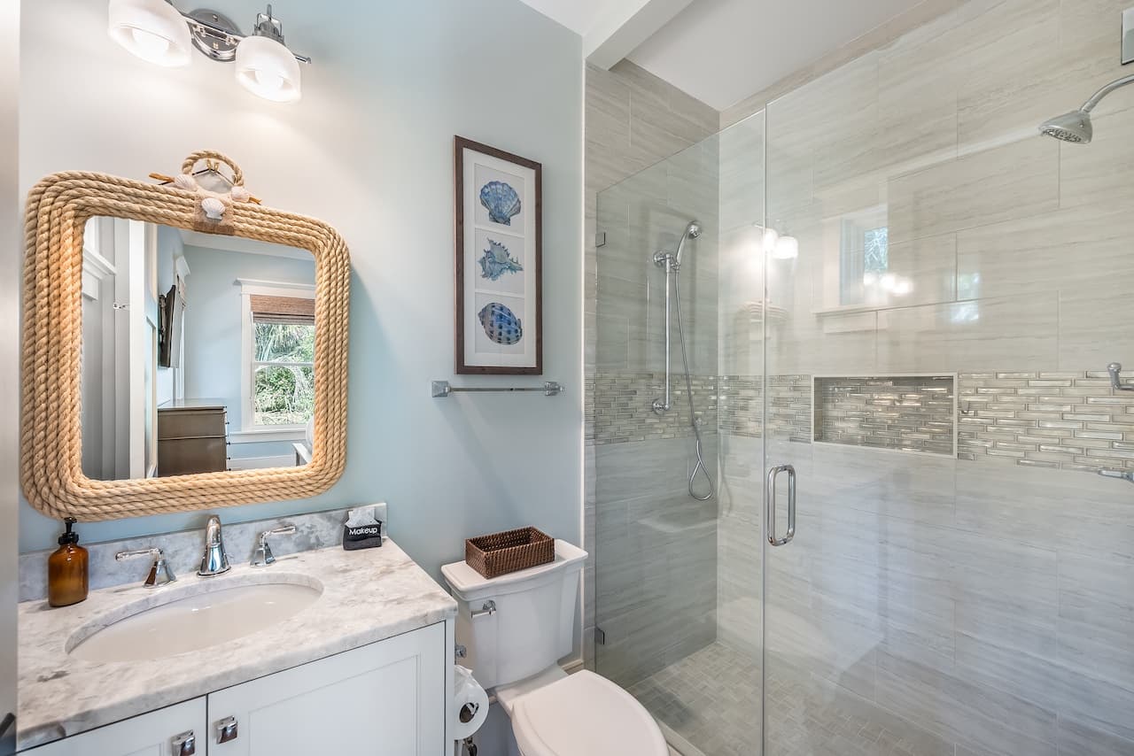 Shore Thing - Image 37