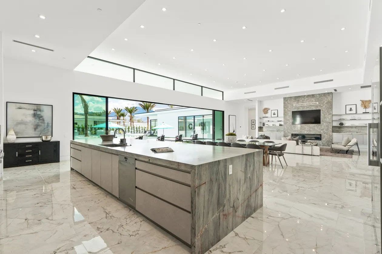 Bravo Villa #4 - Image 16