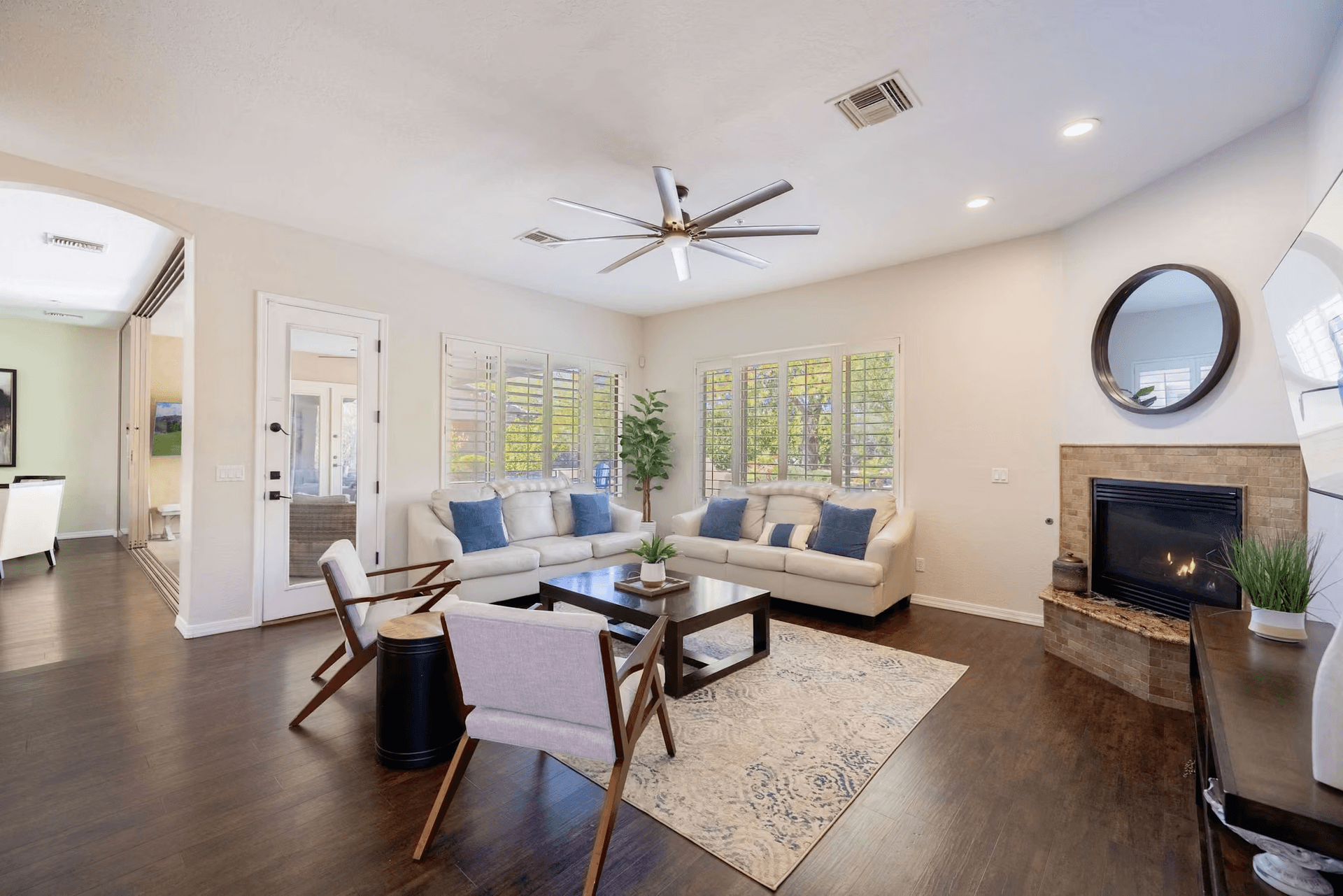 Residence on Cholla - Image 4