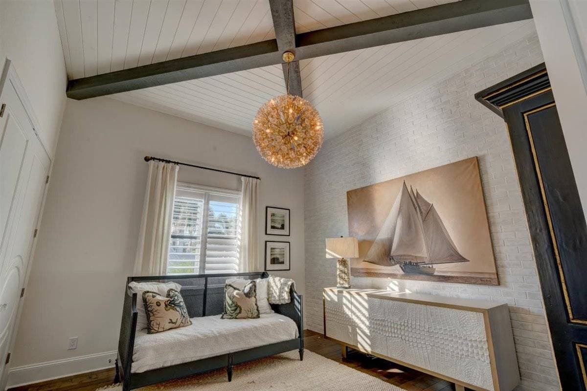 Bayside Paradise Mansion - Image 32