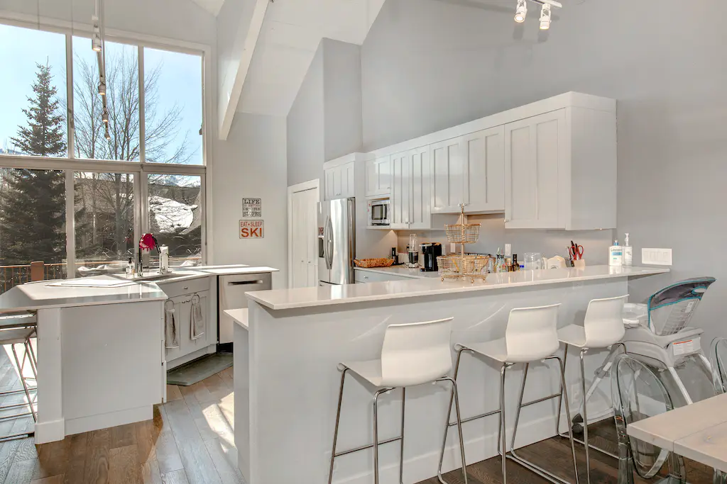 Glamorous Gallivan Place - Image 4