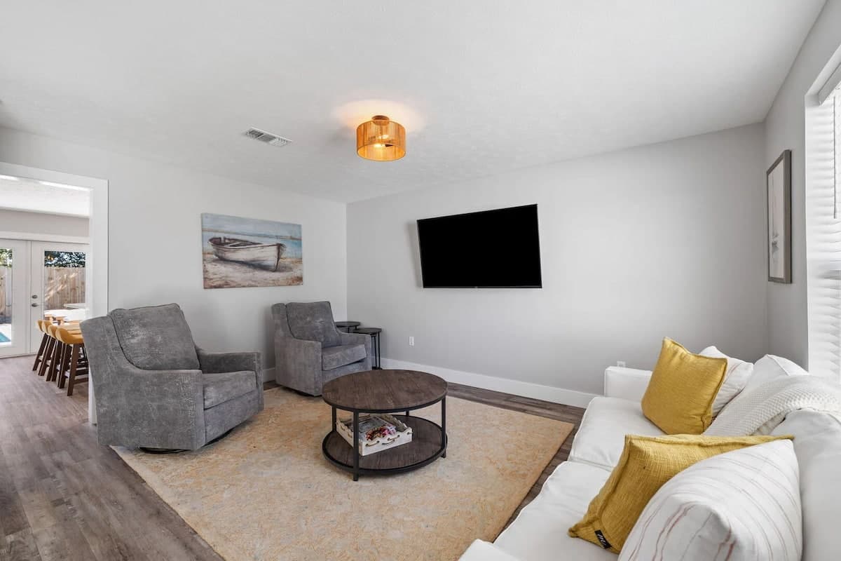 G By The Sea - Image 4