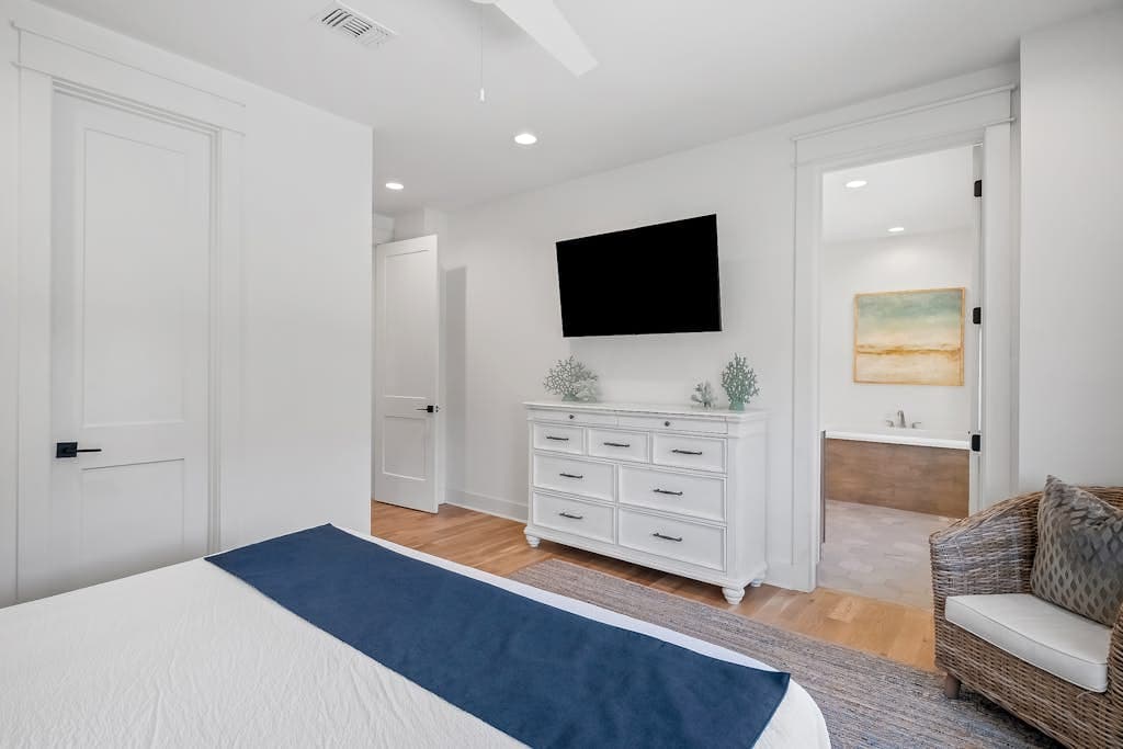 Shore Thing House - Image 16