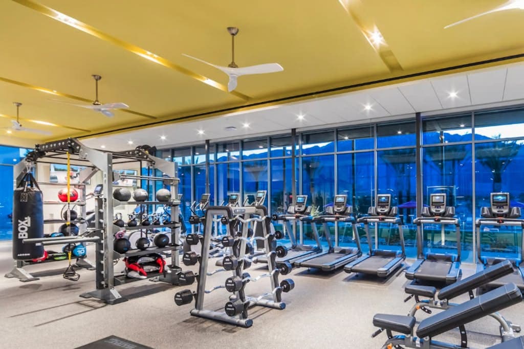 Majestic Mountain View - Image 29