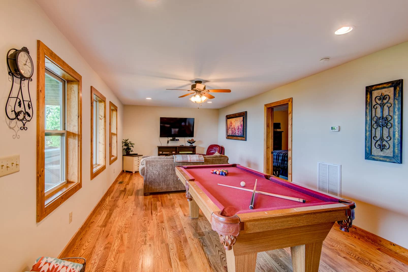 Aussies Den - Image 27