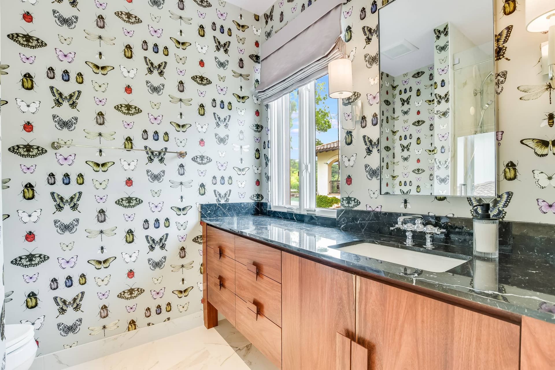 Crown Jewel on Lake Austin - Image 29