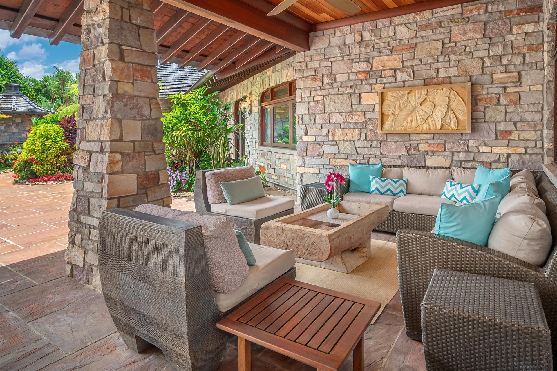 Anini Vista Drive Estate - Image 3