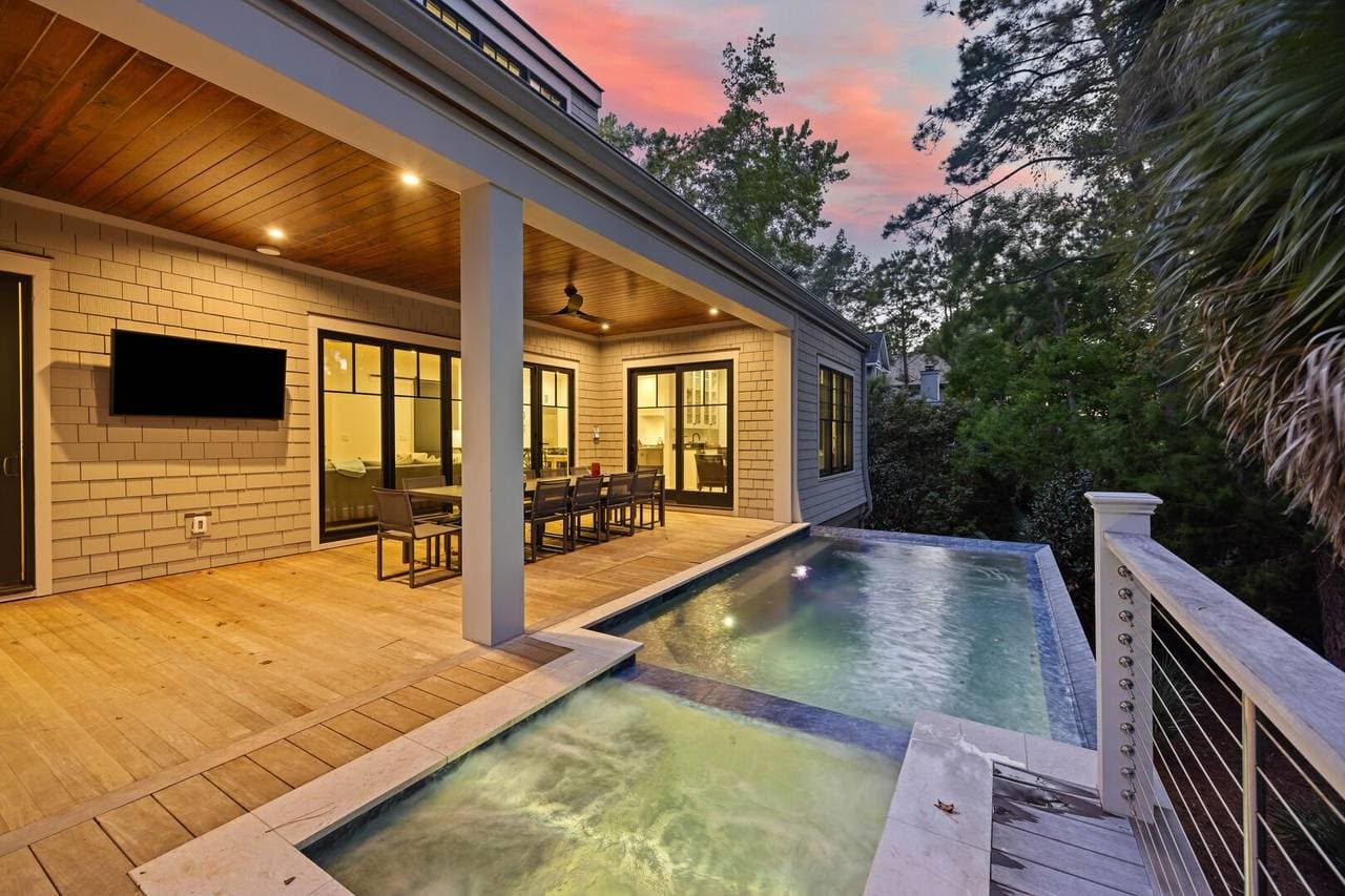 Snowy Egret Lane - Image 1