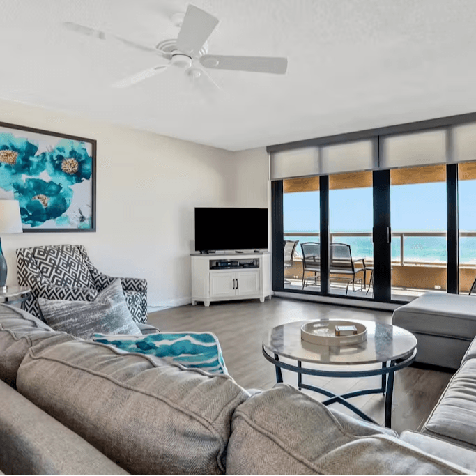 Sandy Foot Residence - Image 1