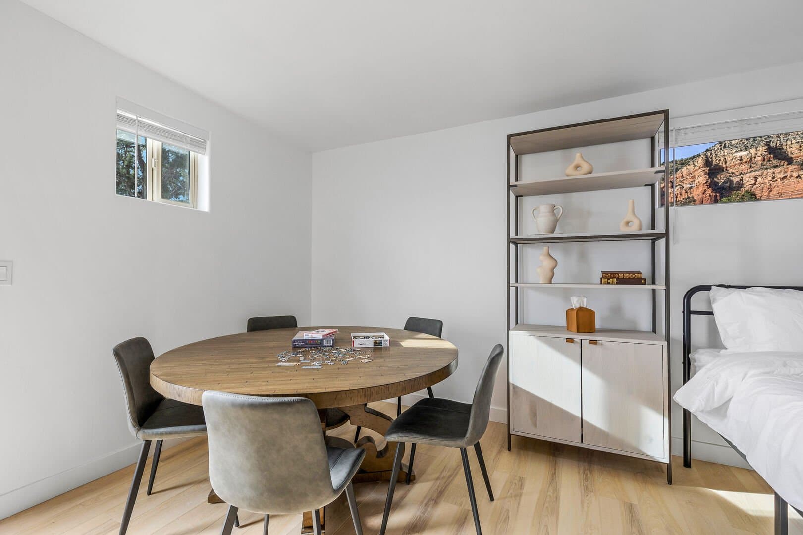 Pottery Place - Image 42