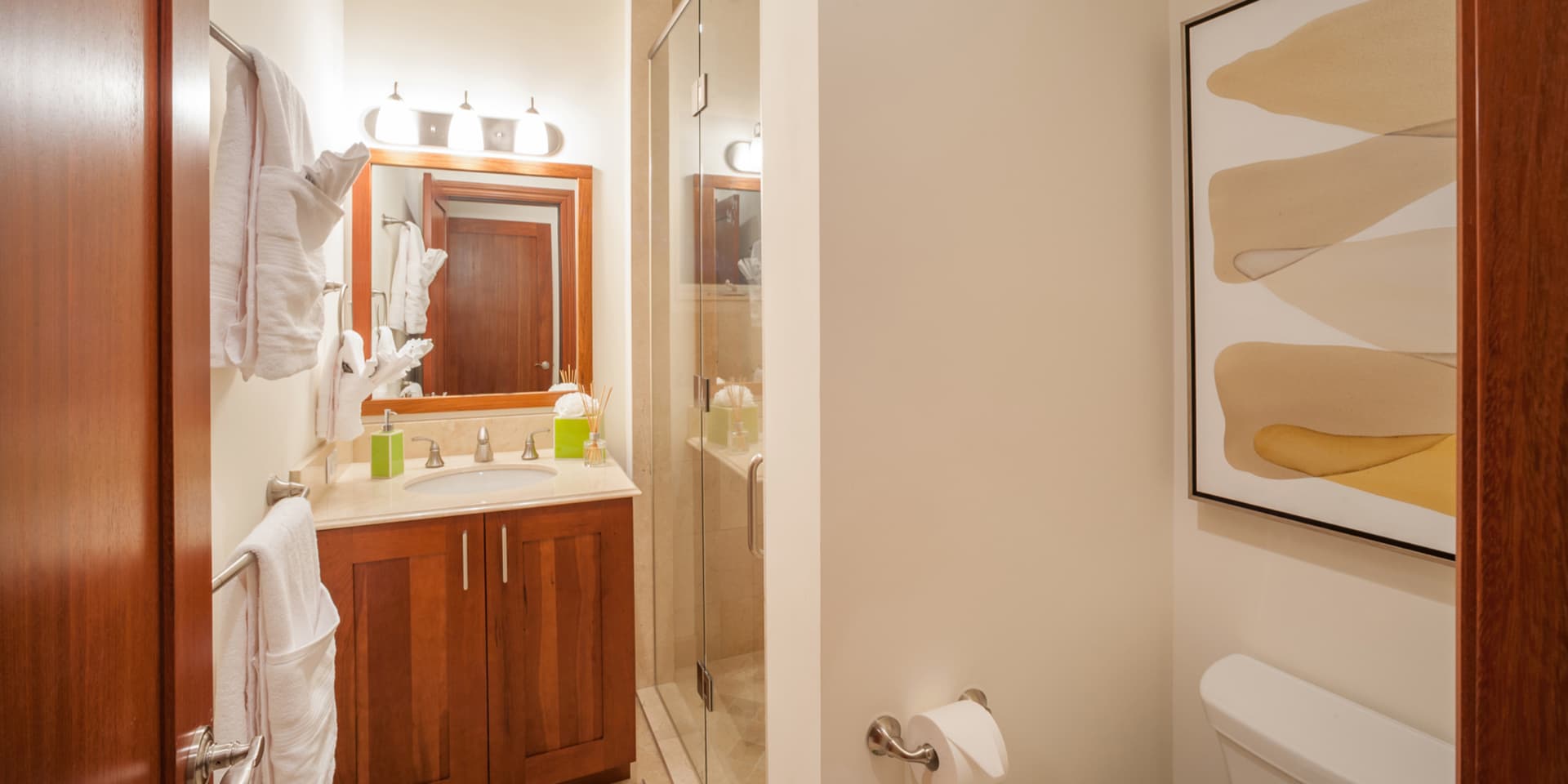 White Luna Home - Image 20