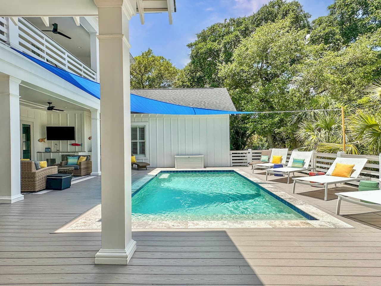 Modern Isle - Image 32