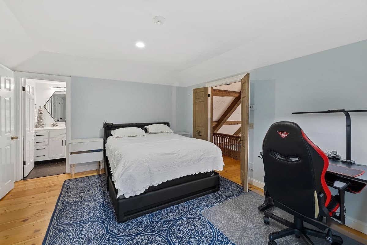 Brewster Barefoot Bliss - Image 38