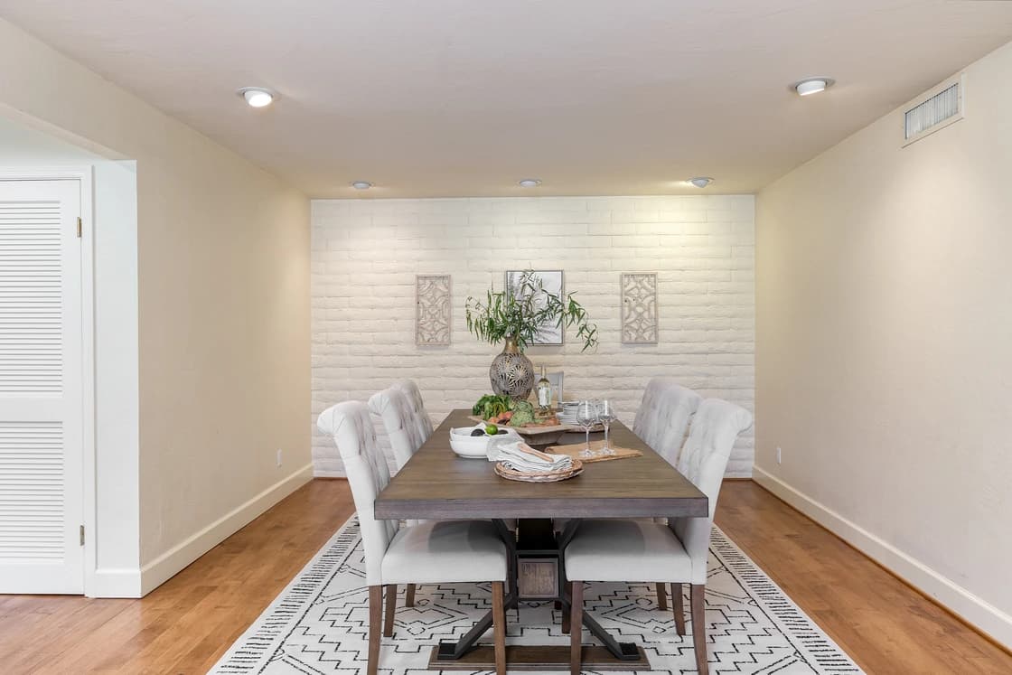 Diamondback Manor - Image 14