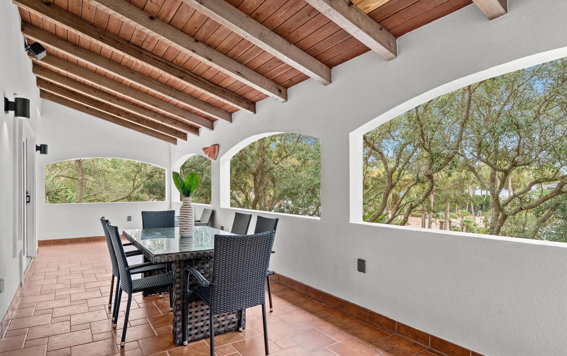 Paradise Isle - Image 16