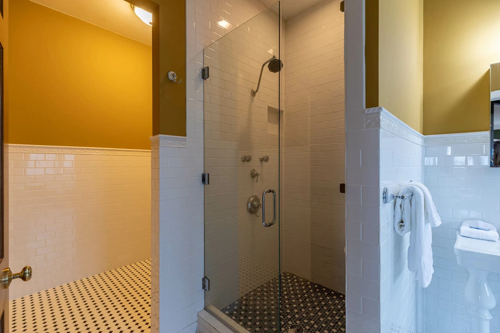 The Castle at Valle Crucis - Image 29