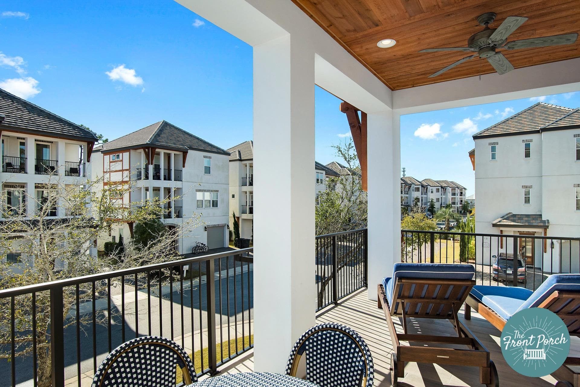 Front Porch Manor - Image 48