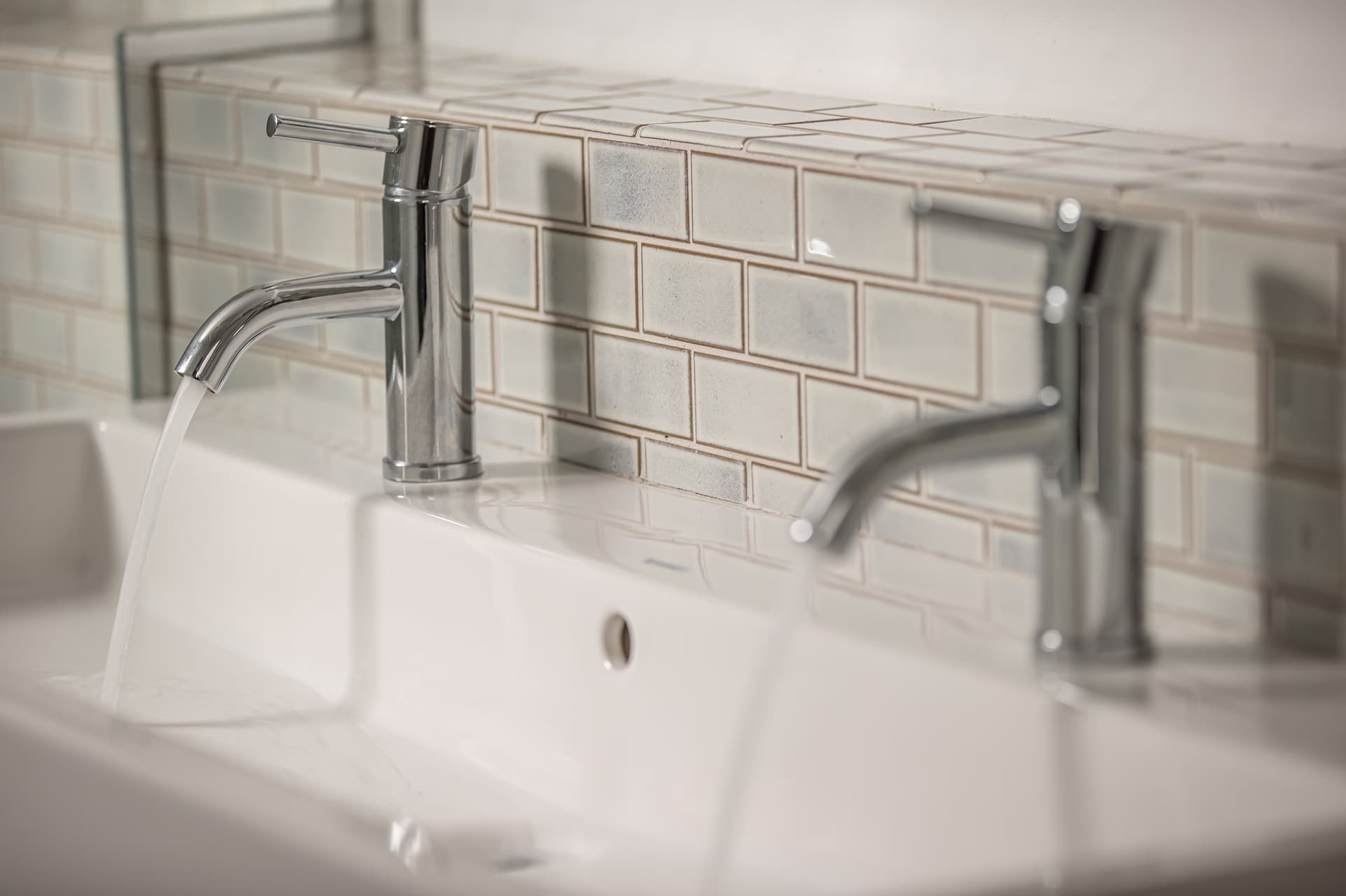 Lake Cabin #20 - Image 28