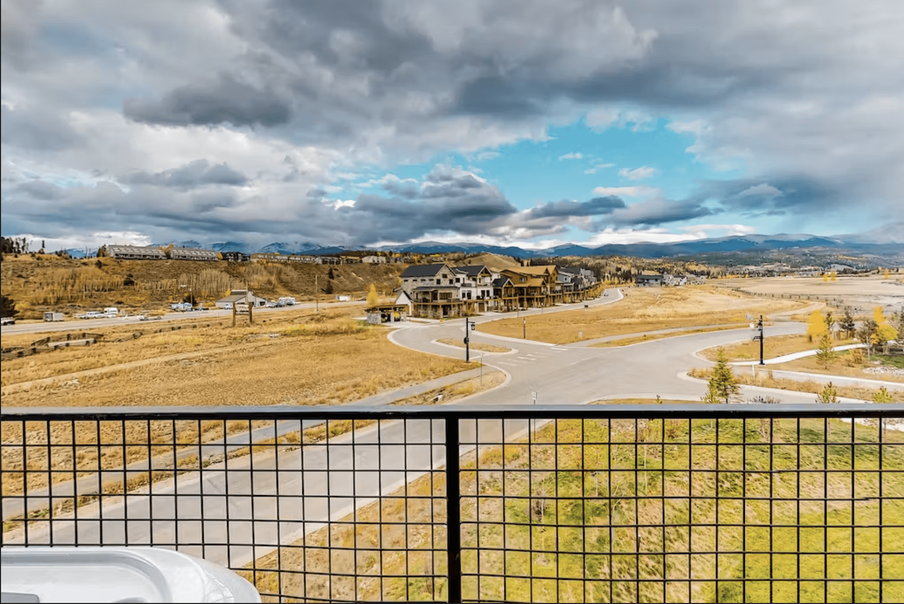 Springview Lane Residence - Image 16