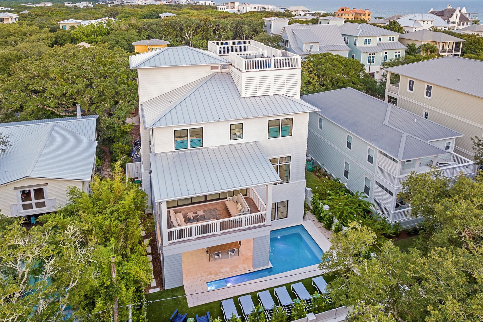 Bearfoot By The Sea - Image 60