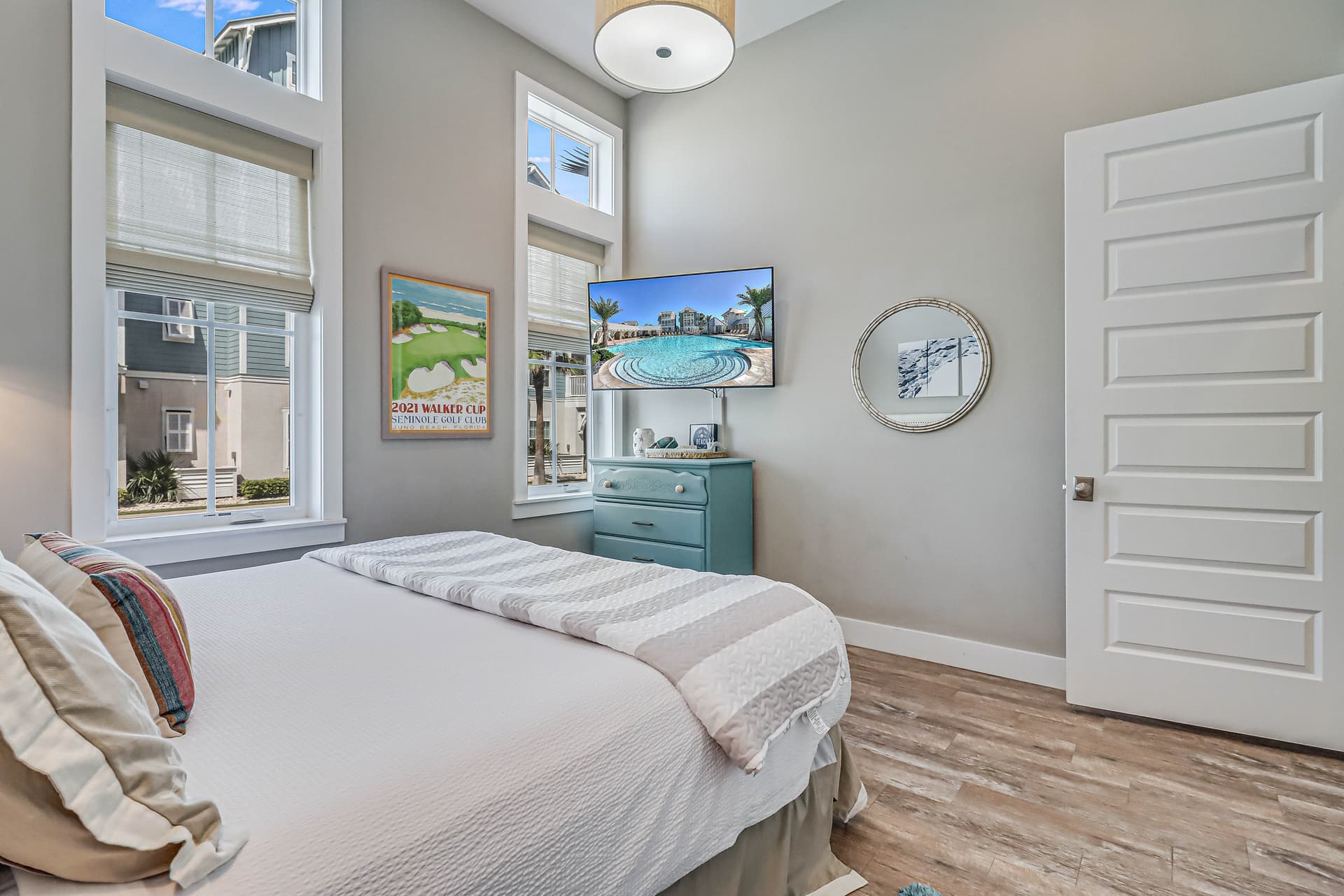 Wave and Sea House - Image 13