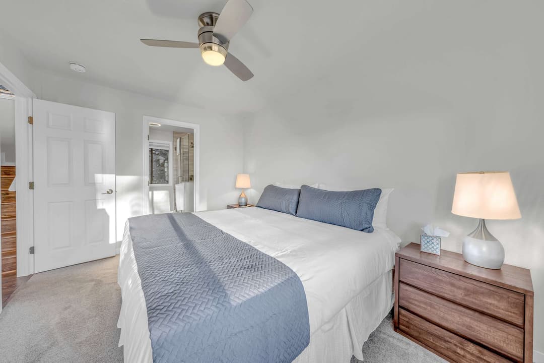 Cozy Mountain Escape - Image 6