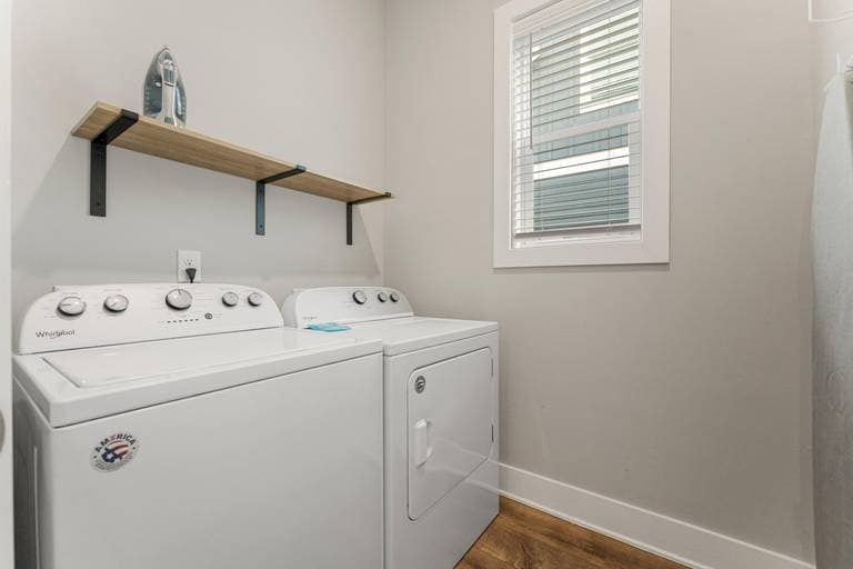 Waterfront House - Image 31