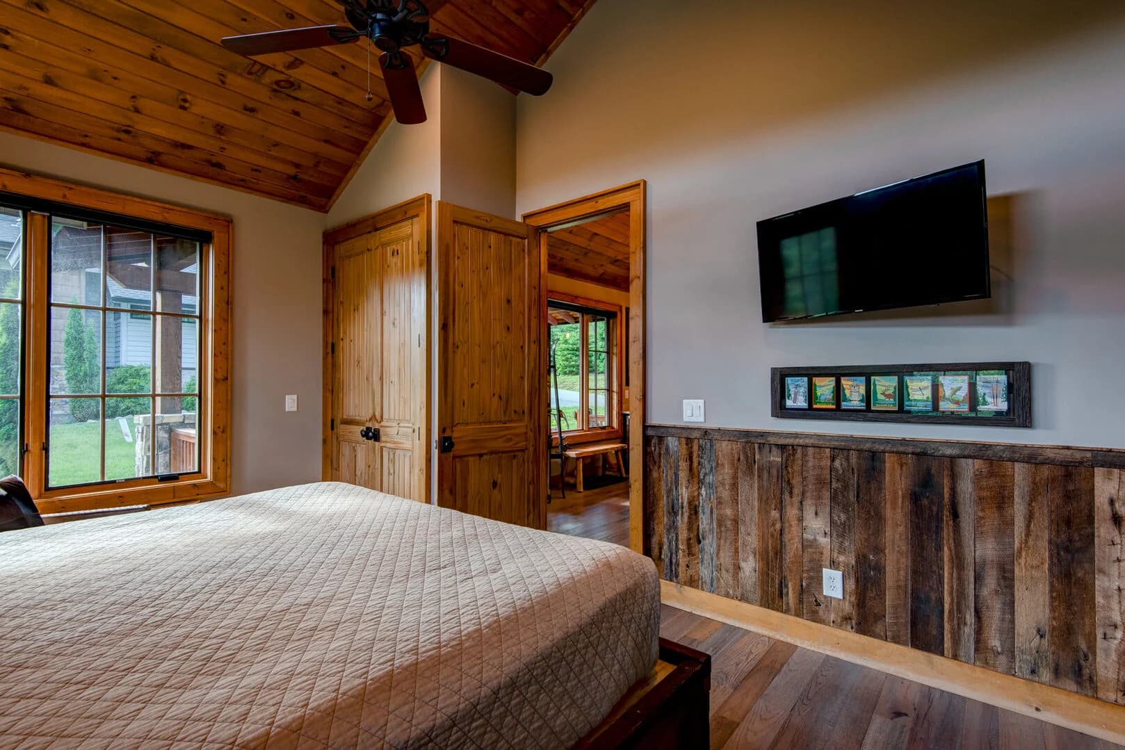 Banner View - Image 23