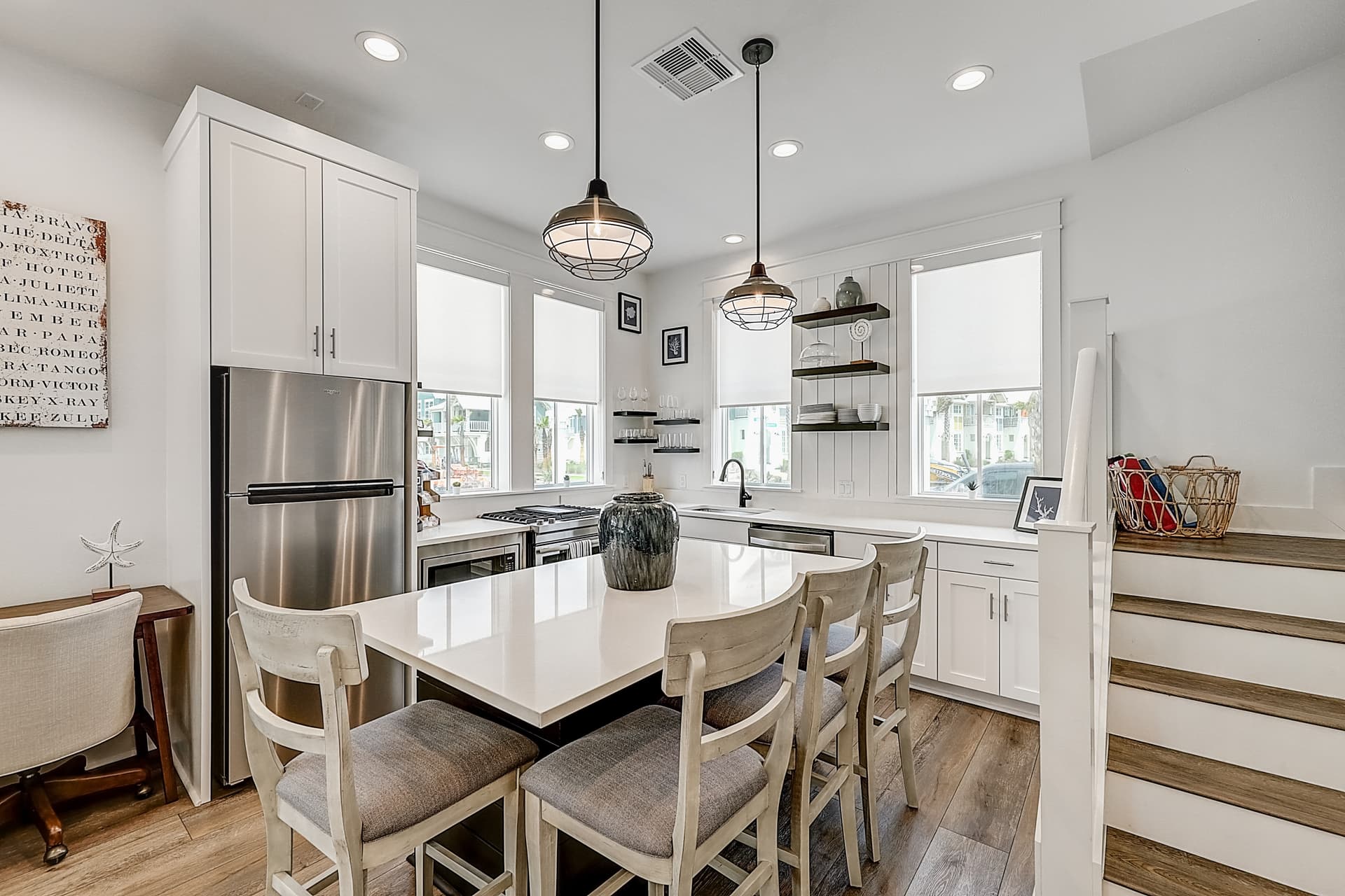 At Ease Home - Image 3