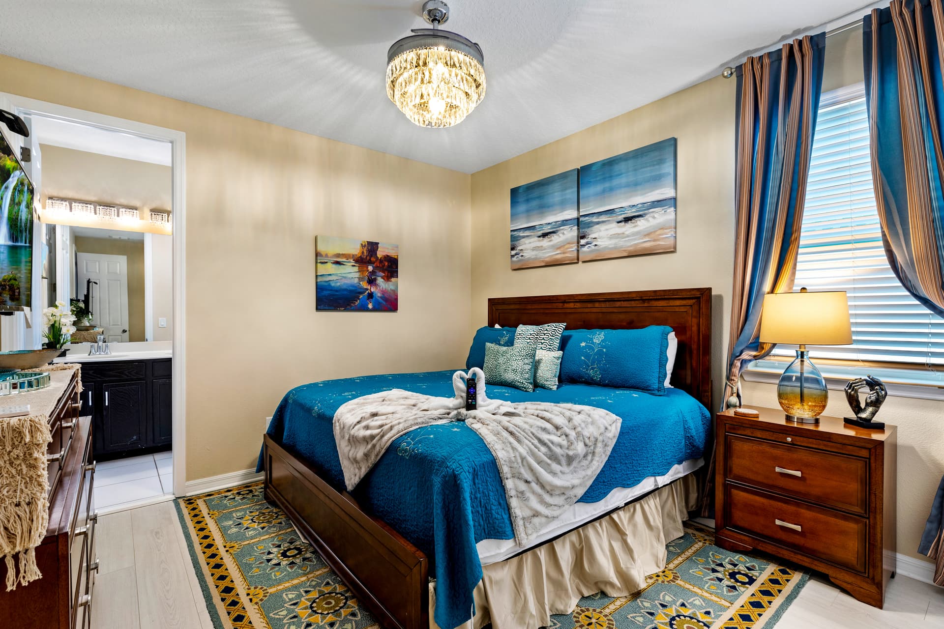 Solara Sunshine - Image 32