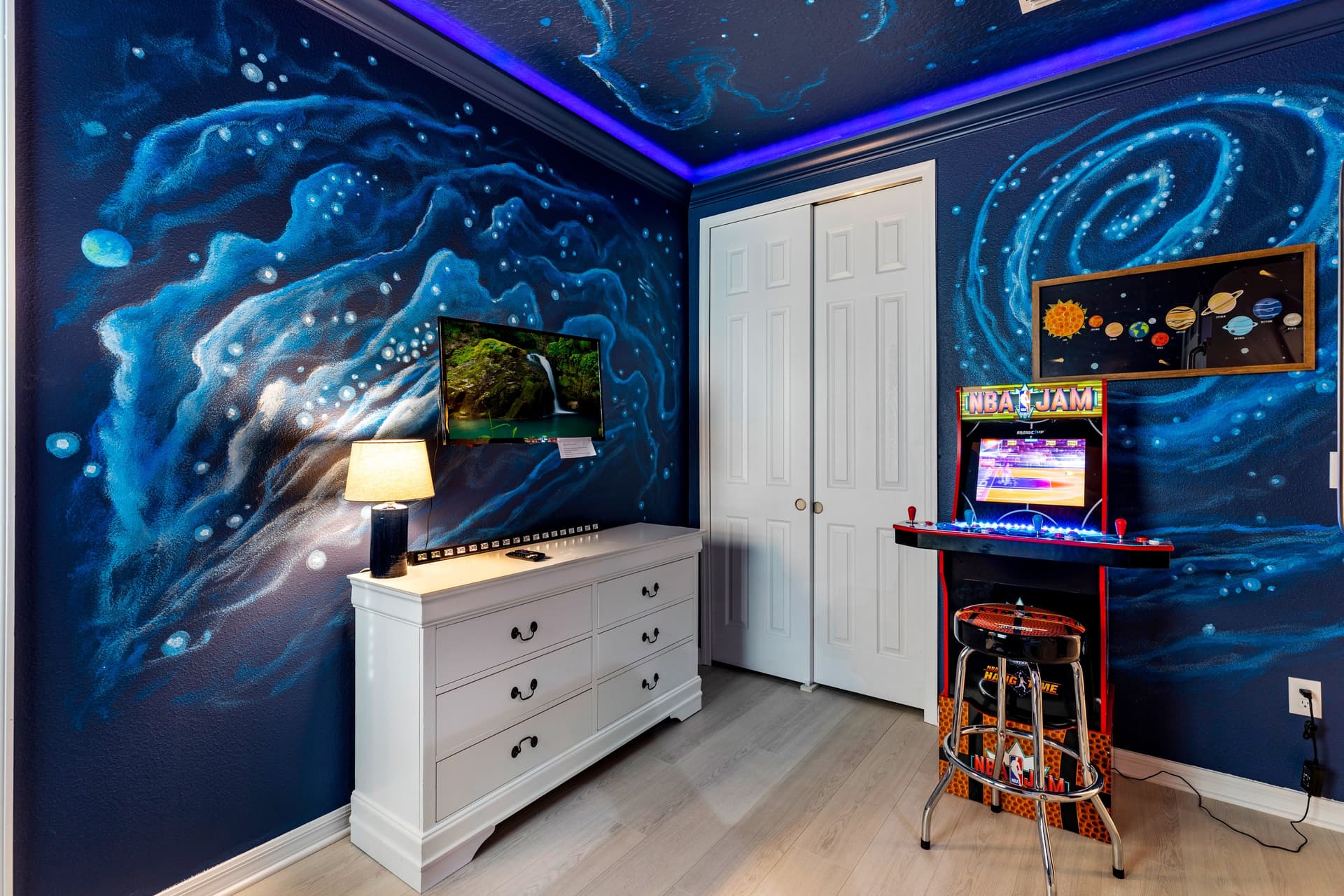 Solara Sunshine - Image 29