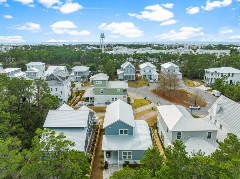 Waterfront House - Image 56