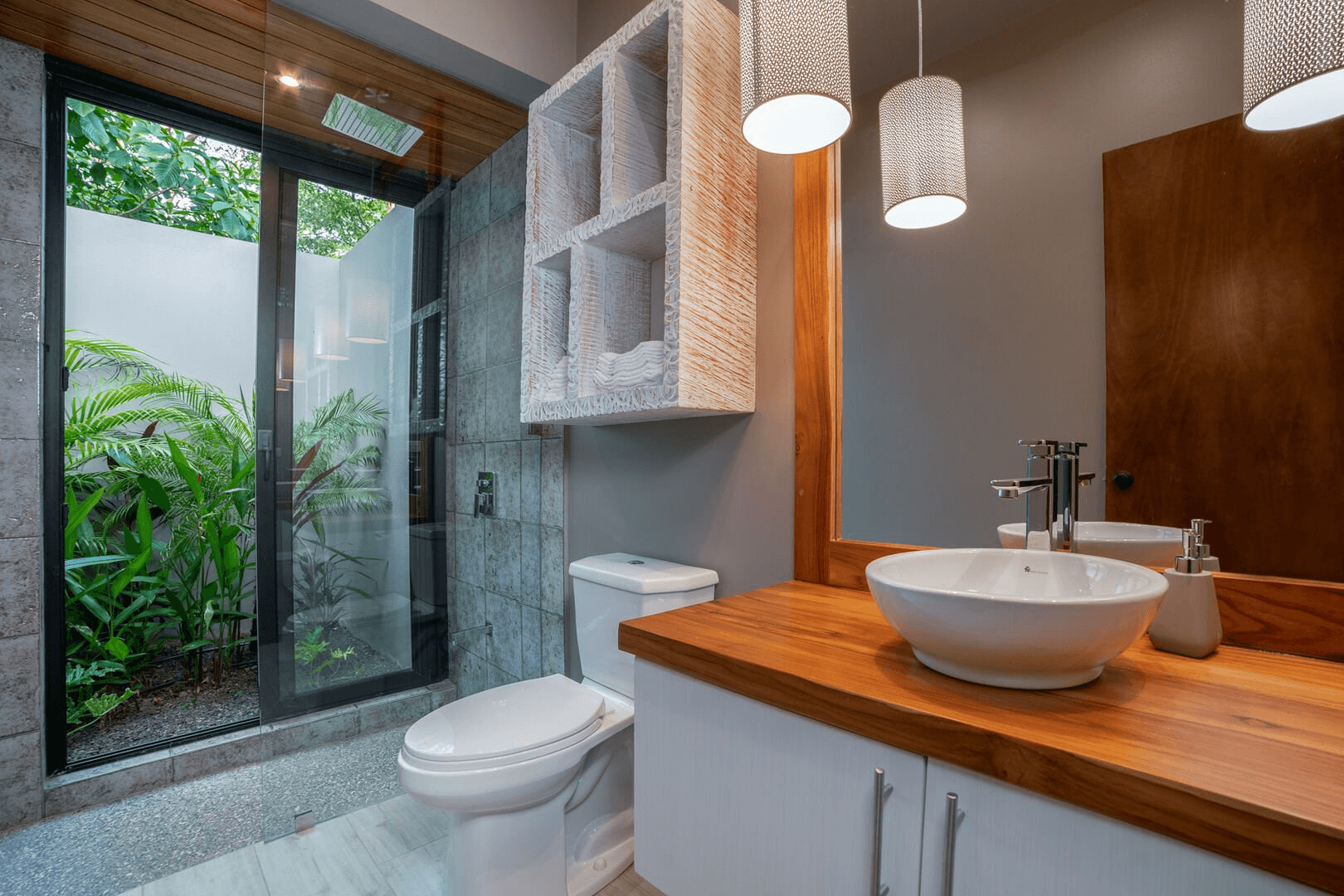 Casa de Los Monos - Image 20