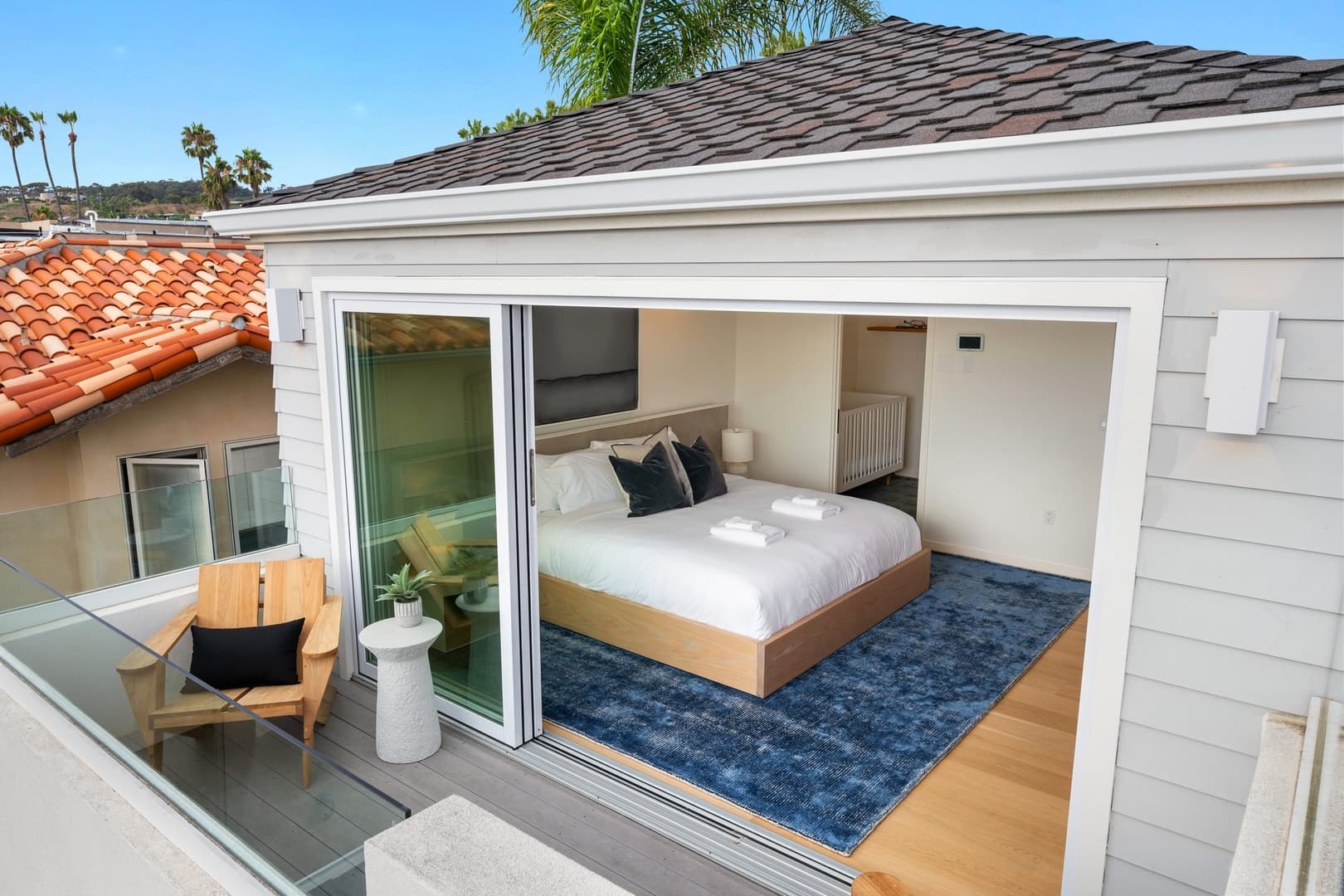 Shoreline Retreat - Image 22