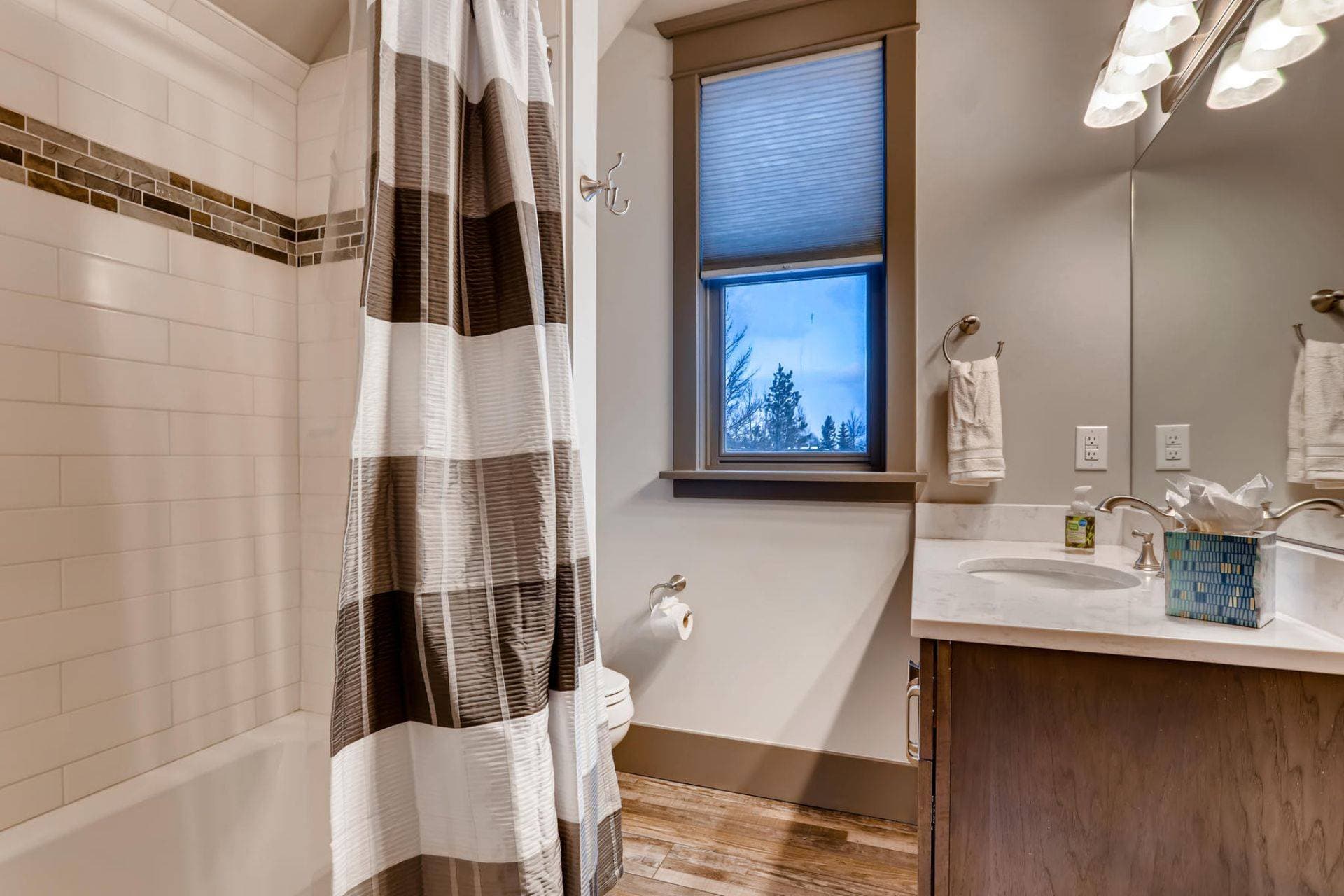 French Street Home - Image 8