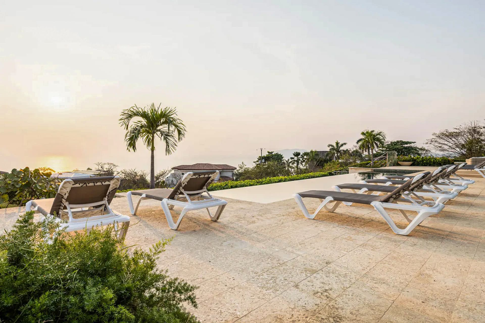 La Vista Home - Image 39