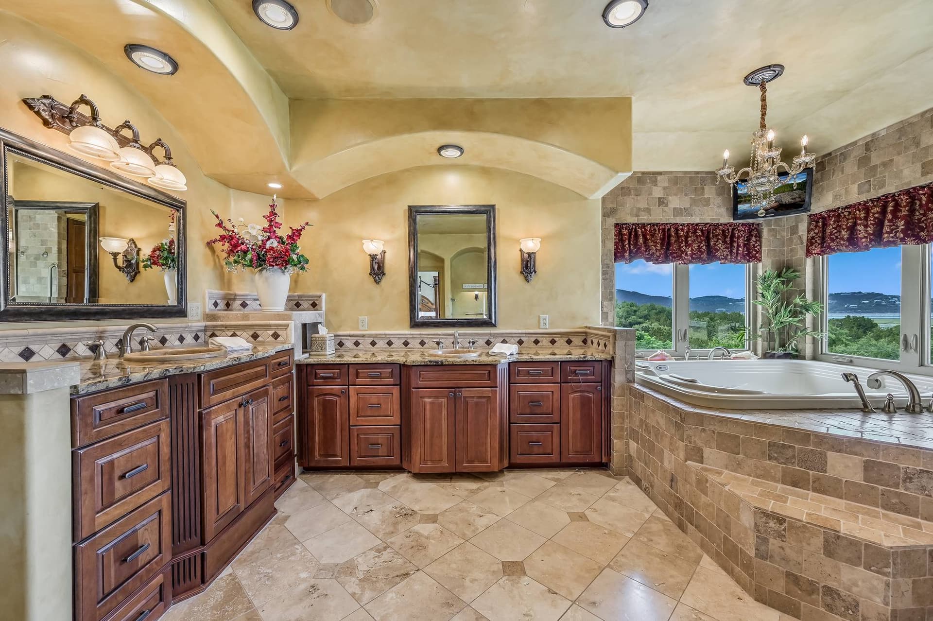 Palms on Lake Travis - Image 32