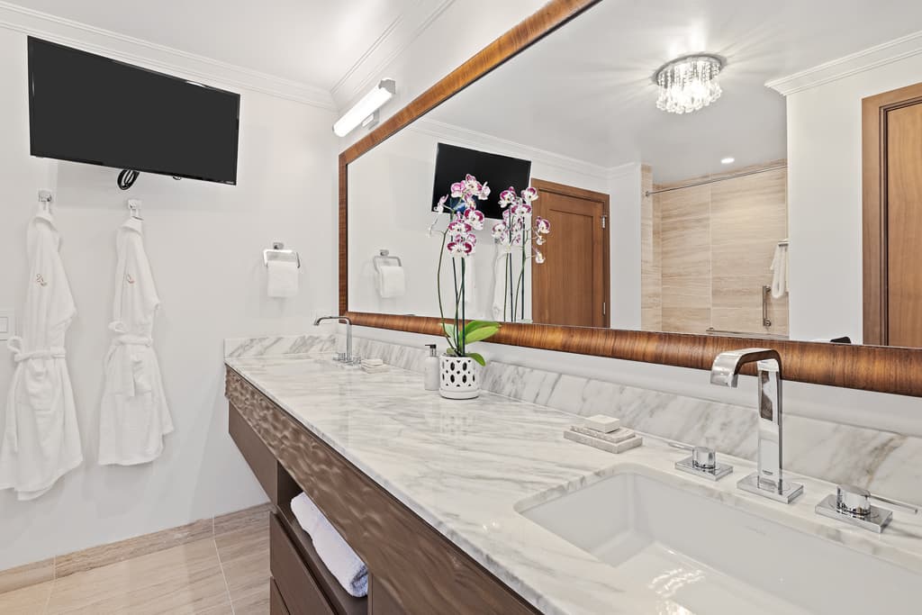 Kaiholo Oceanfront Residence - Image 11