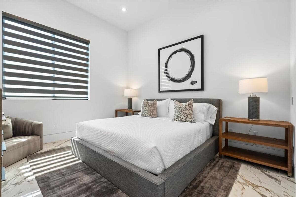 Bravo Villa #11 - Image 25