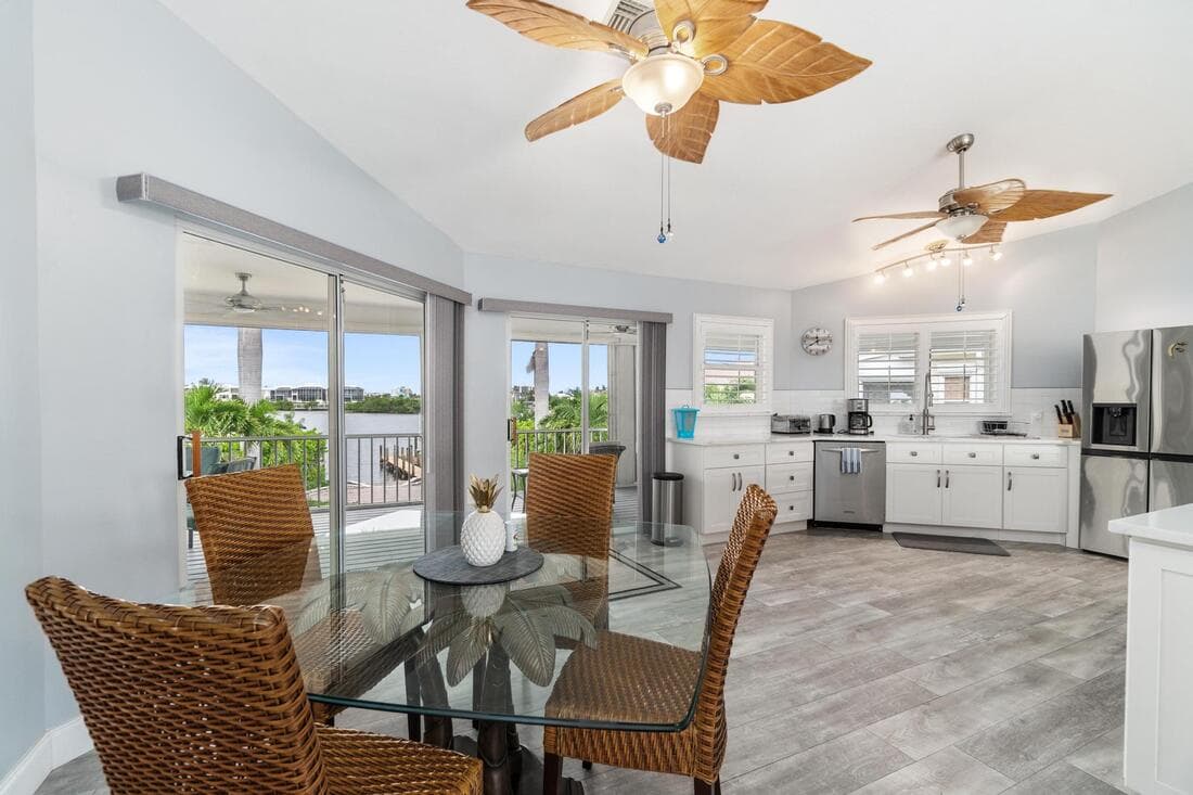 Bayside Retreat - Image 6