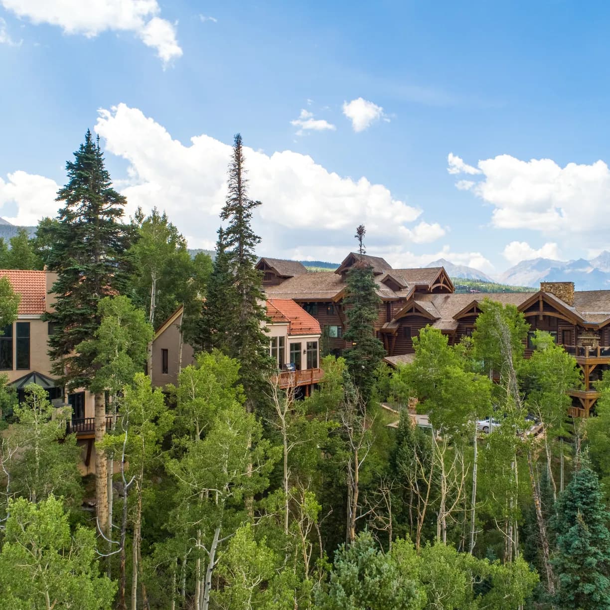 Crystal Chalet #12 - Image 32