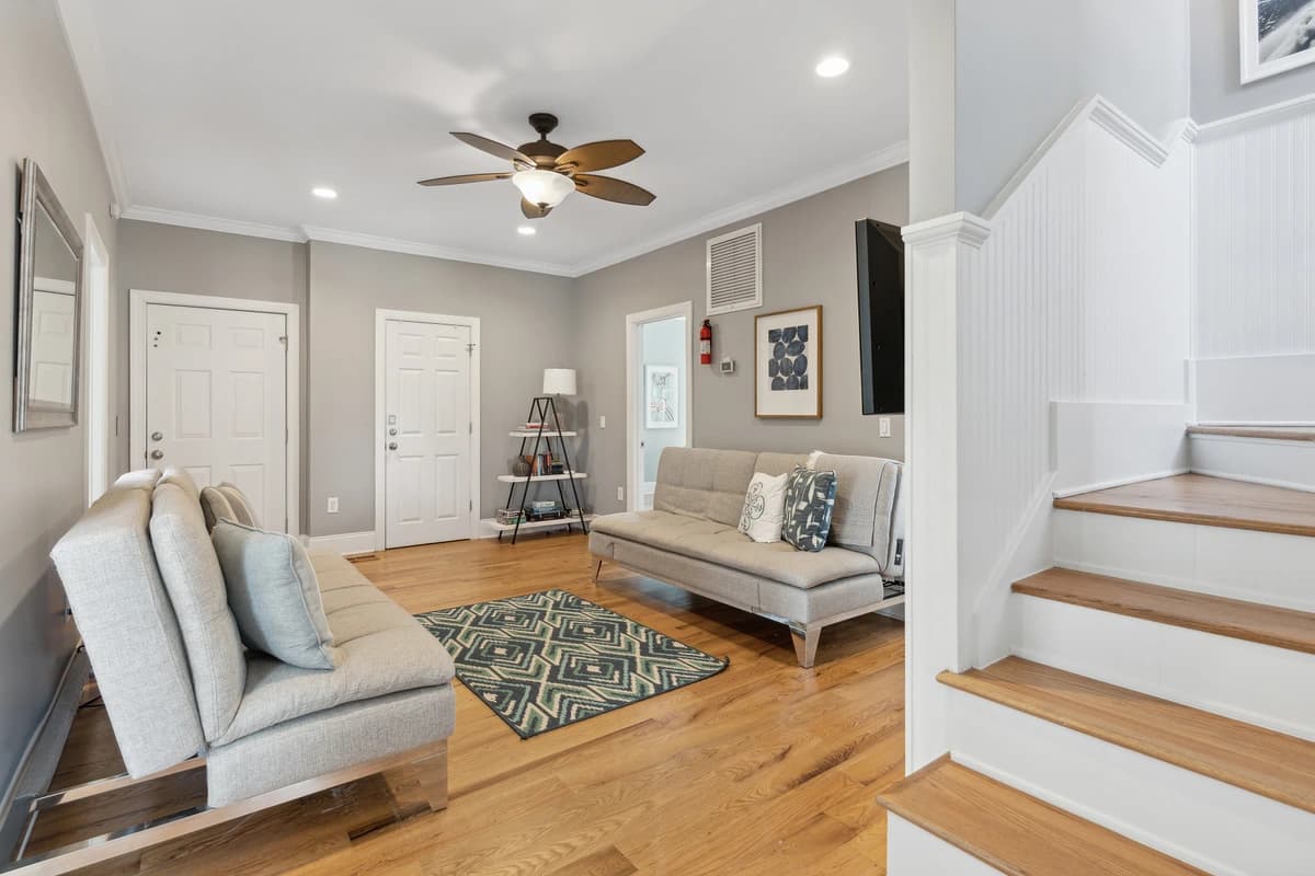 Cameron Palms - Image 14