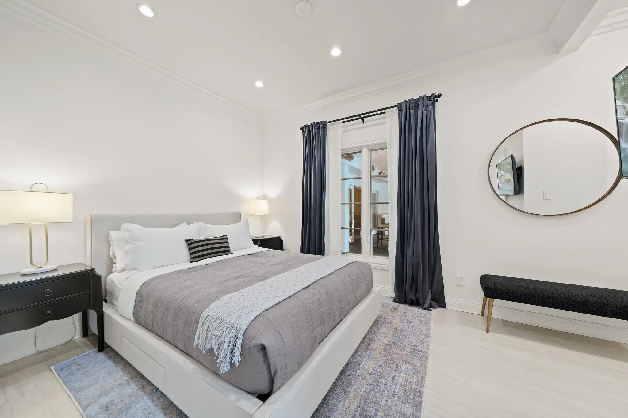 Hearst Estate - Image 27