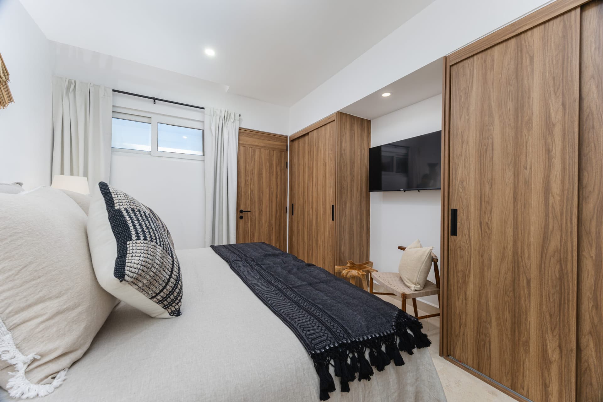 Harbor 171 Residences #803 - Image 14