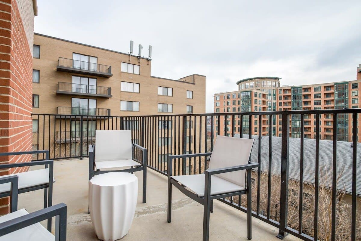 Veitch Residence - Image 31